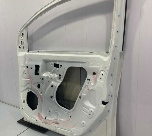Porta Dianteira Direita Chevrolet Spin 2013/2021 Com Detalhe