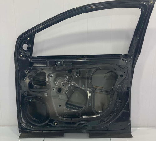 Porta Dianteira Direita Chevrolet Ônix 2013/2018 C/ Detalhe