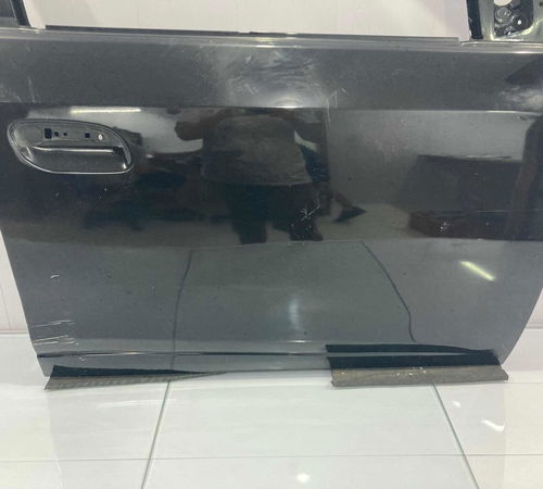 Porta Dianteira Direita Chevrolet Ônix 2013/2018 C/ Detalhe