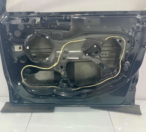 Porta Dianteira Direita Citroën C4 Lounge 2014/2019