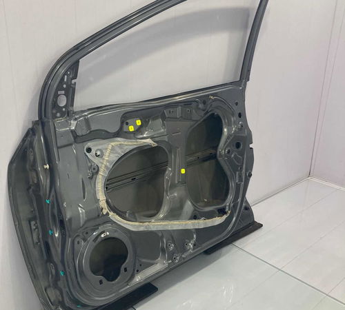 Porta Dianteira Direita Honda City 2010/2014 Com Detalhe