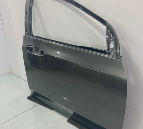 Porta Dianteira Direita Honda City 2010/2014 Com Detalhe