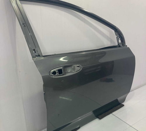 Porta Dianteira Direita Honda City 2010/2014 Com Detalhe