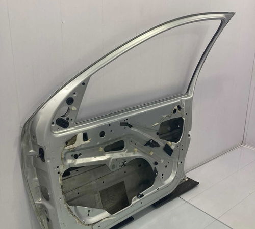 Porta Dianteira Direita Peugeot 207 2007/2015 Com Detalhes