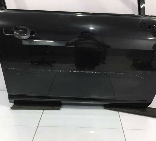 Porta Dianteira Direita Nissan Tiida 2009/2015 Com Detalhe