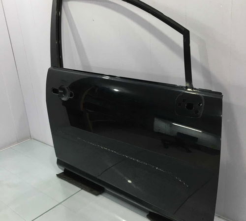 Porta Dianteira Direita Nissan Tiida 2009/2015 Com Detalhe