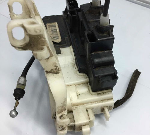 Fechadura Dianteira Esquerda Hyundai I30 2013