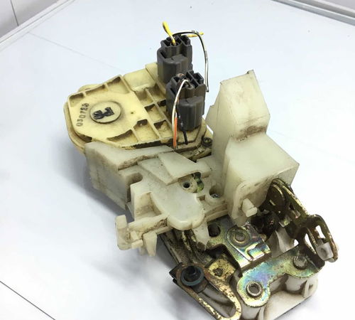 Fechadura Dianteira Esquerda Honda Fit 2003/2008