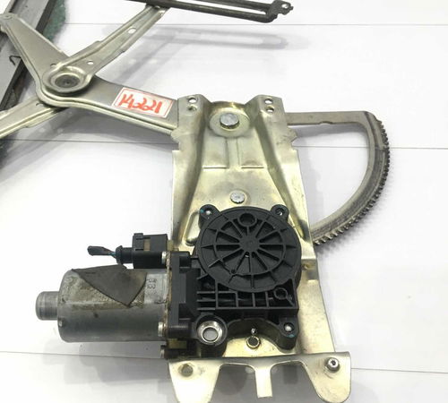 Máquina Vidro Dianteira Esquerda Chevrolet Vectra 2006/2012