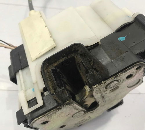 Fechadura Dianteira Esquerda Fiat Grand Siena 2013/2021