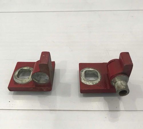 Batente Dobradiça Dianteira Esquerda Fiat Grand Siena 13/21