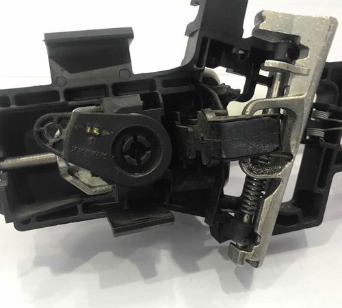 Maçaneta Externa Dianteira Esquerda Ford Ka 13/21 C/detalhe
