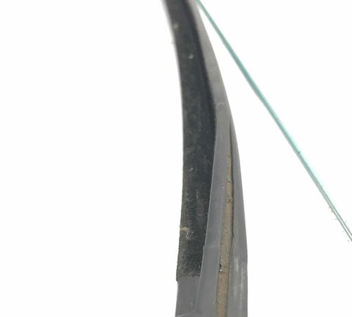Borracha Canaleta Traseira Esquerda Honda Fit 2003/2008