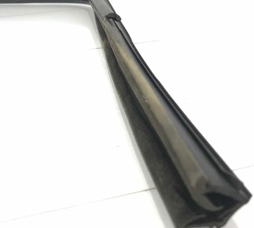 Borracha Canaleta Dianteira Esquerda Fiat Grand Siena 13/21