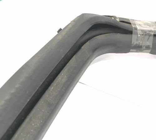 Borracha Canaleta Dianteira Esquerda Chevrolet Sonic 12/14