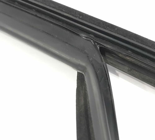 Borracha Canaleta Dianteira Esquerda Volkswagen Tiguan 2016