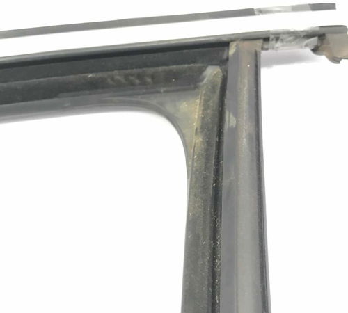 Borracha Canaleta Dianteira Esquerda Volkswagen Tiguan 2016