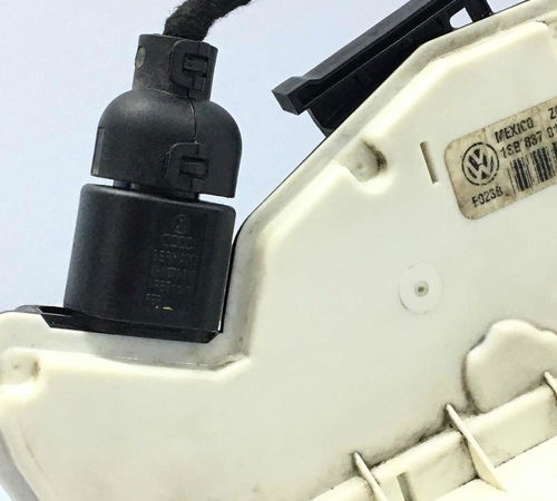 Fechadura Porta Dianteiro Direito Volkswagen Up 2015