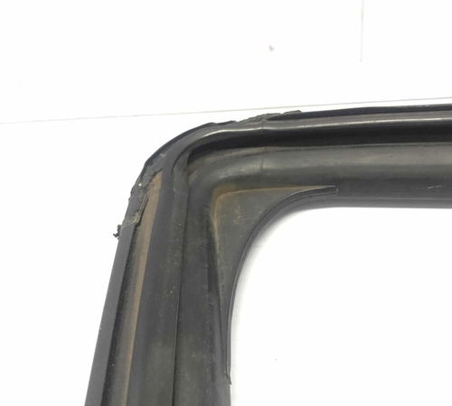 Borracha Canaleta Dianteira Direita Chevrolet Sonic 2012/16
