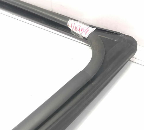 Borracha Canaleta Dianteira Direita Renault Duster 2016
