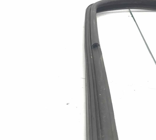 Borracha Canaleta Diant Direita Fiat Palio Attractive 13/18