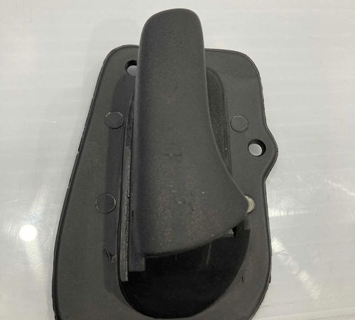 Maçaneta Interna Dianteira Direita Chevrolet Corsa 01/08