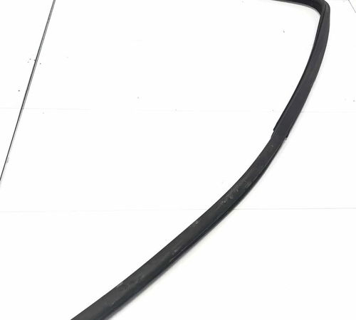 Borracha Canaleta Dianteira Direita Chevrolet Corsa 01/08