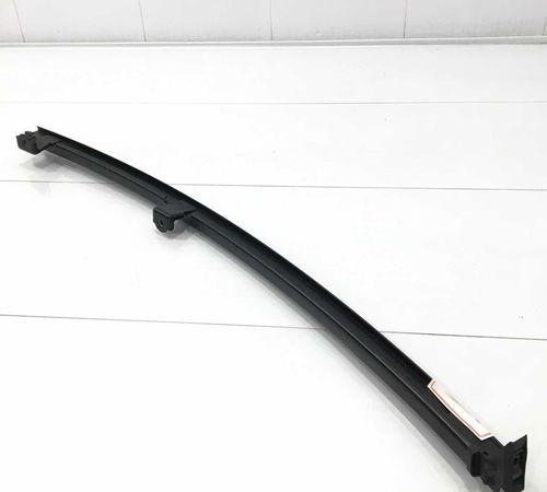 Guia Canaleta Vidro Traseira Esquerda Toyota Corolla 19/21