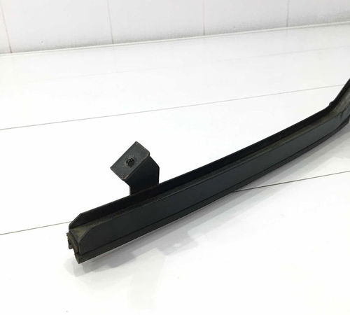 Guia Canaleta Vidro Traseira Direita Volkswagen Fox 2013