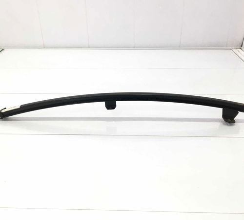 Guia Canaleta Vidro Traseira Esquerda Toyota Corolla 15/18