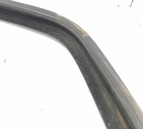 Borracha Canaleta Dianteira Direita Ford Fiesta 03/14