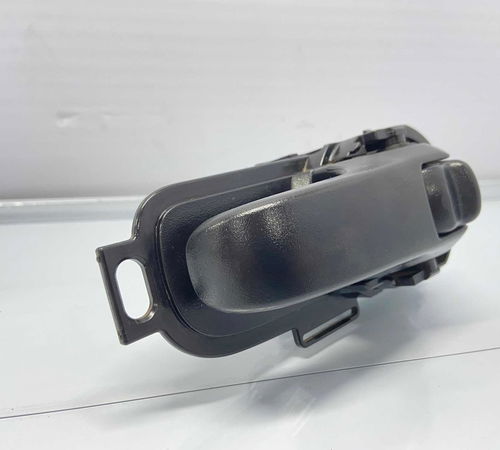 Puxador Interno Porta Dianteira Direita Nissan Tiida 2008/14