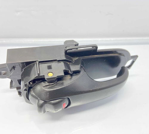 Puxador Interno Porta Dianteira Direita Nissan Tiida 2008/14