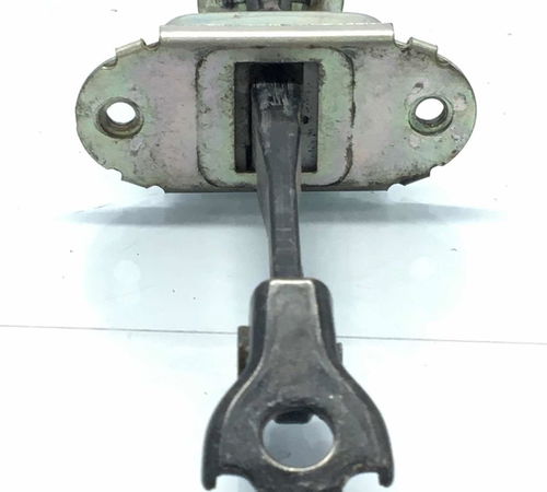Limitador Porta Dianteira Direita Nissan Tiida 2008/2014