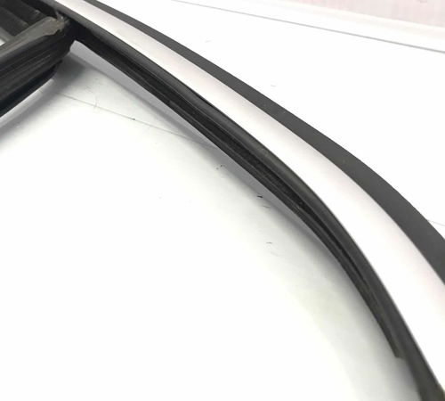 Borracha Canaleta Dianteira Direita Volkswagen Tiguan 2016