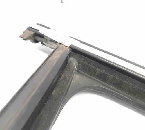 Borracha Canaleta Dianteira Direita Volkswagen Tiguan 2016