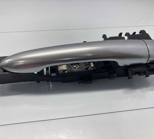 Maçaneta Externa Dianteira Direita Renault Megane 06/12