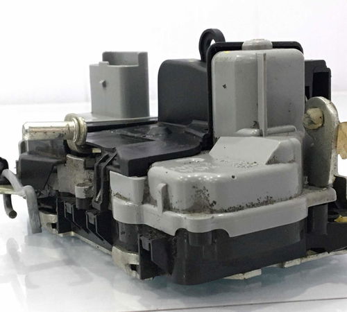 Fechadura Porta Dianteira Direita Citroën Xsara Picasso 2005