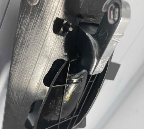 Maçaneta Interna Dianteira Direita Peugeot 207 07/15