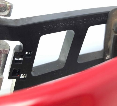Maçaneta Externa Dianteira Direita Ford Ka 2013/2021