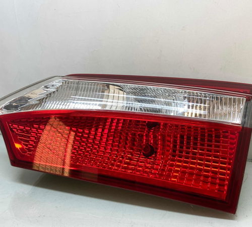 Lanterna Direita Tampa Traseira  Toyota Corolla 2015/2018