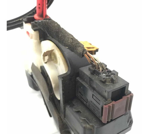 Fechadura Dianteira Direita Chevrolet Sonic 2012/2016