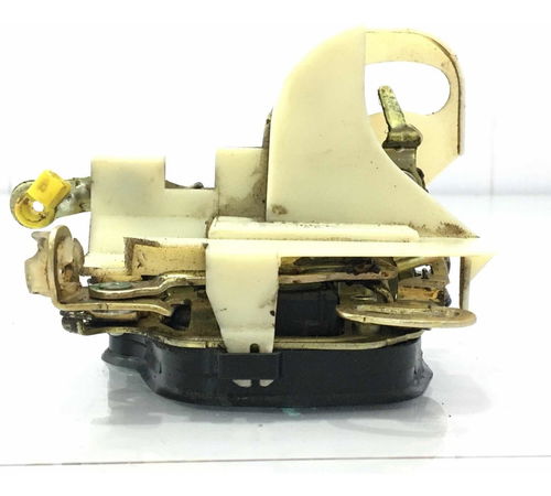 Fechadura Porta Dianteiro Direito Chevrolet Corsa 2001/2008