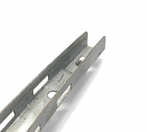 Guia Canaleta Vidro Dianteira Direita Chevrolet Corsa 01/08