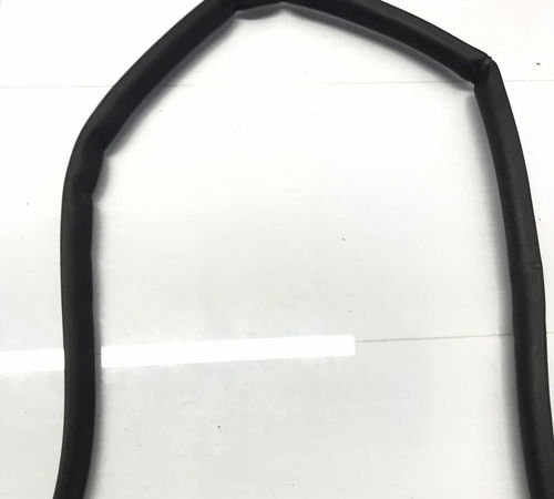 Borracha Vedação Dianteira Direita Chevrolet Cruze 2012/2015