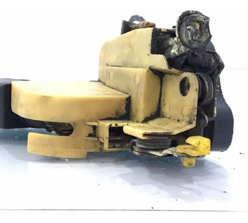 Fechadura Porta Dianteiro Direito Chevrolet Corsa 2001/2008