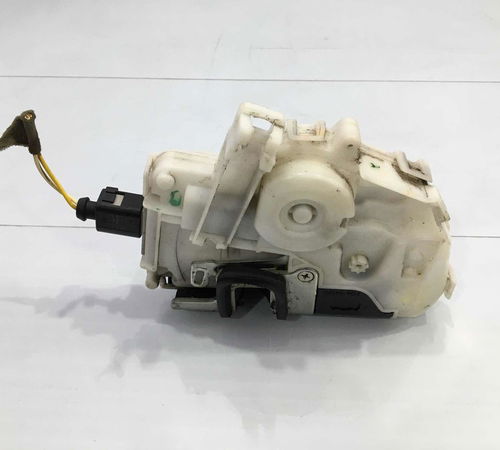 Fechadura Dianteira Direita Volkswagen G5 2009/2012