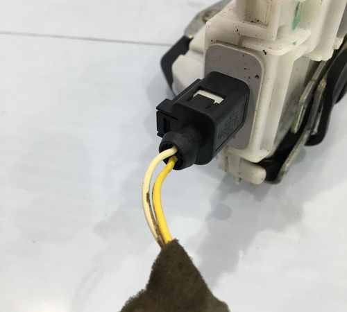 Fechadura Dianteira Direita Volkswagen G5 2009/2012