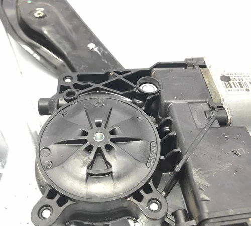 Máquina De Vidro Dianteira Direita Chevrolet Onix 2013/2018