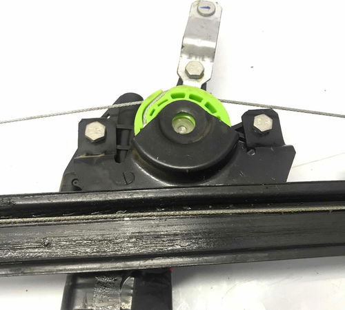 Máquina De Vidro Dianteiro Direito Fiat Grand Siena 12/21
